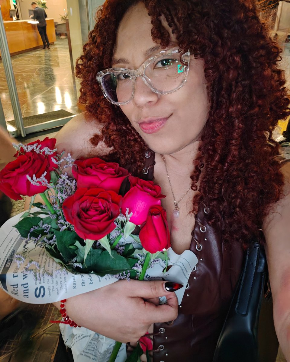 Goddess Violet tweet media