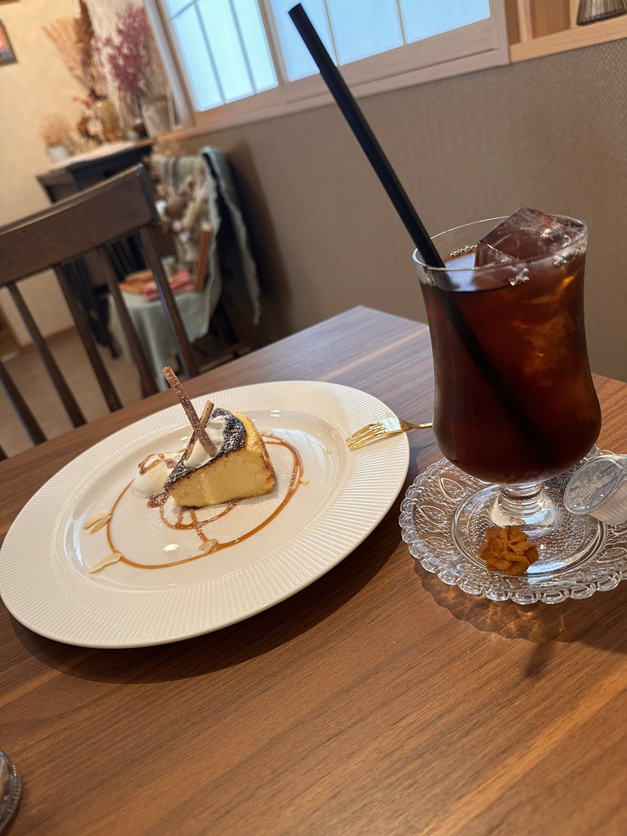 おはよ💤
昨日は睡魔に負けて配信お休みって言ってたけど、
急遽携帯から雑談配信つけました。
来てくれた方々ありがとうございました😊

今日も今日とて修業の日々なのだ🕴️

「人それぞれ」

だからこそ何をしに来たのか
目的を見失わないように。
しっかり自分を持って‼️

よし！
今日もワッショイ💪