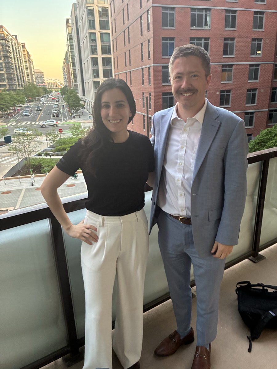 DCGOP's tweet image. Thank you to our friends from @goparlington and @matthewhurtt for joining us to phone bank against the VA redistricting ballot measure! It’s not too late to join the cause, we will be making calls 4/15 and 4/16 - Vote No