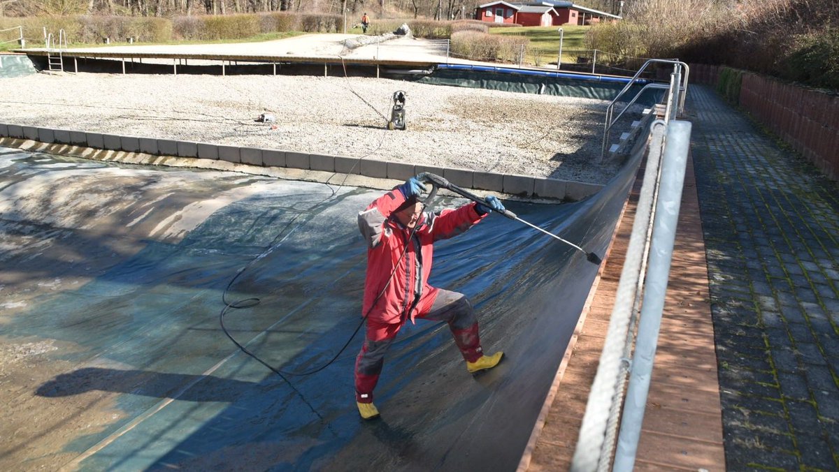 mz_zeitz tweet media