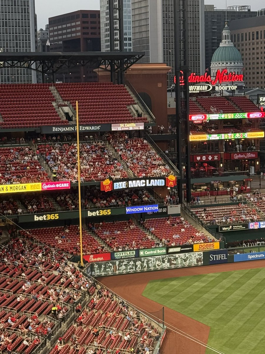 Zach Sweet tweet media