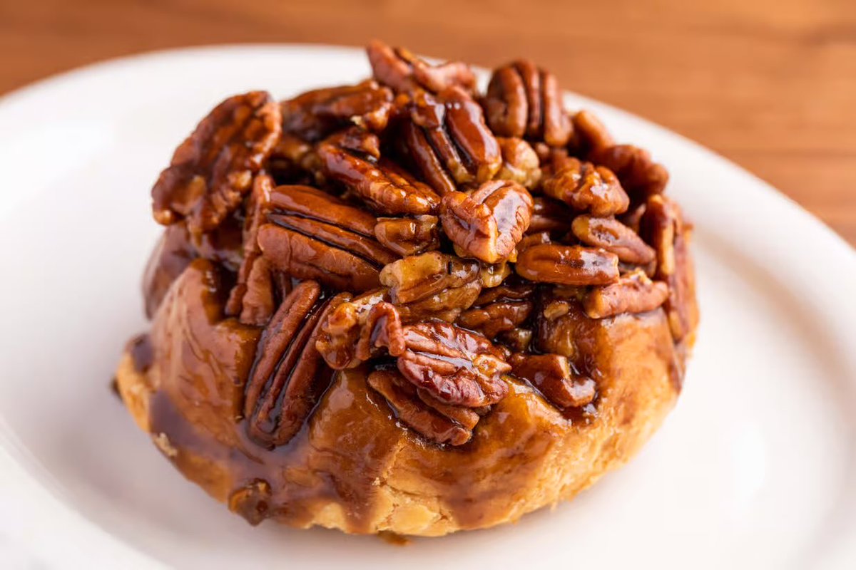 Urth Caffe tweet media