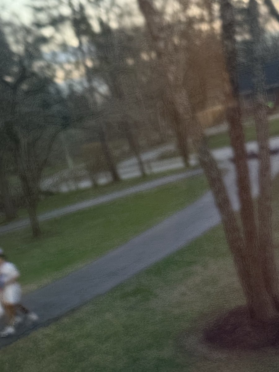 toowet19505's tweet image. Does this count as car blocking🫣🫣?? #kayak @PumpAndDump612