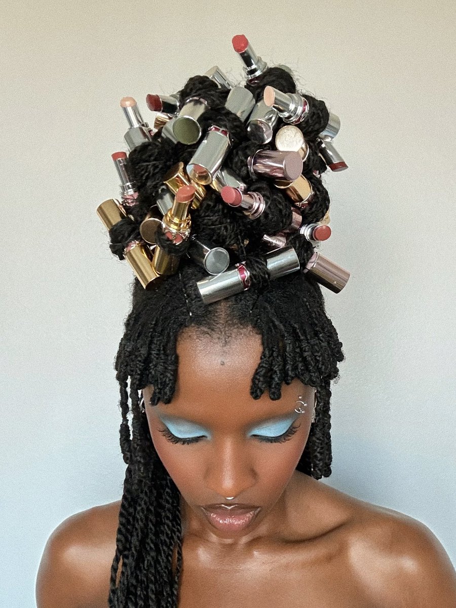 JACINDA 𓆩♱𓆪 tweet media