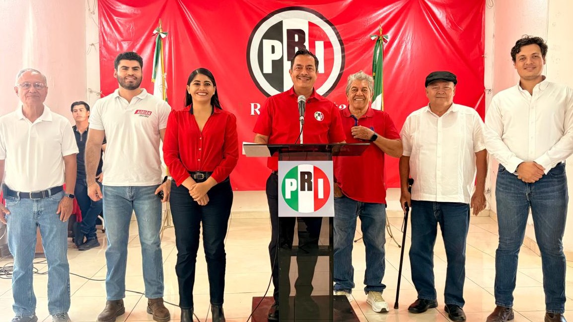BetzyPinzon's tweet image. 🎤📹 Rueda de Prensa semanal del #PRI estatal #Colima 🇲🇽

❌️ #Morena va por los fondos de la #AFORE de las y los trabajadores 

#Politica