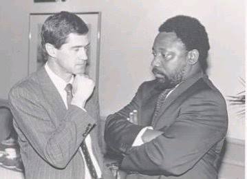 velingobese_ZA's tweet image. This relationship is one f those of selling out black people. This is an apartheid minister , Minister of law and order , a National Party member of parliament in Johannesburg since 1979.  Those who killed our people , are representing us today #RoelfMeyer