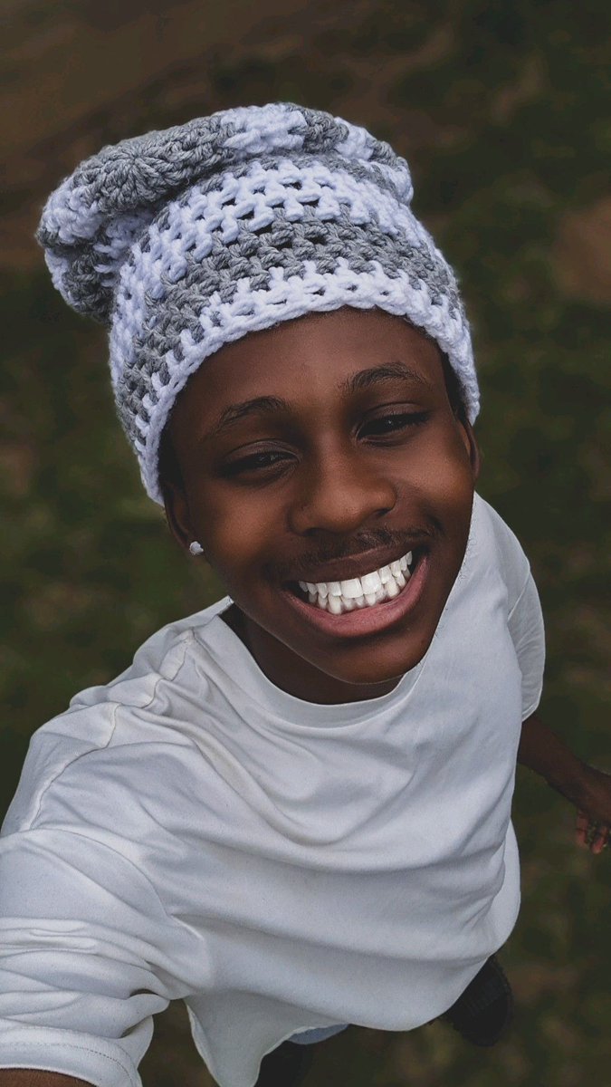ThatGirlDML_1's tweet photo. I have until Friday.

There’s something important I need to sort out…
Something that can’t be pushed, delayed, or ignored.

I need ₦200,000.

And instead of asking for help, I’m leaning on what I’ve built with my own hands.

My handwork.

If I sell 20 slouchy beanies, I hit that target. Simple as that.

So this is me choosing to show up, create, and trust that the right people will see this.😭🥹

If you’ve ever liked my pieces, this is the time to finally get one.🥹🧶🤍

13,000. 
Ibadan📍