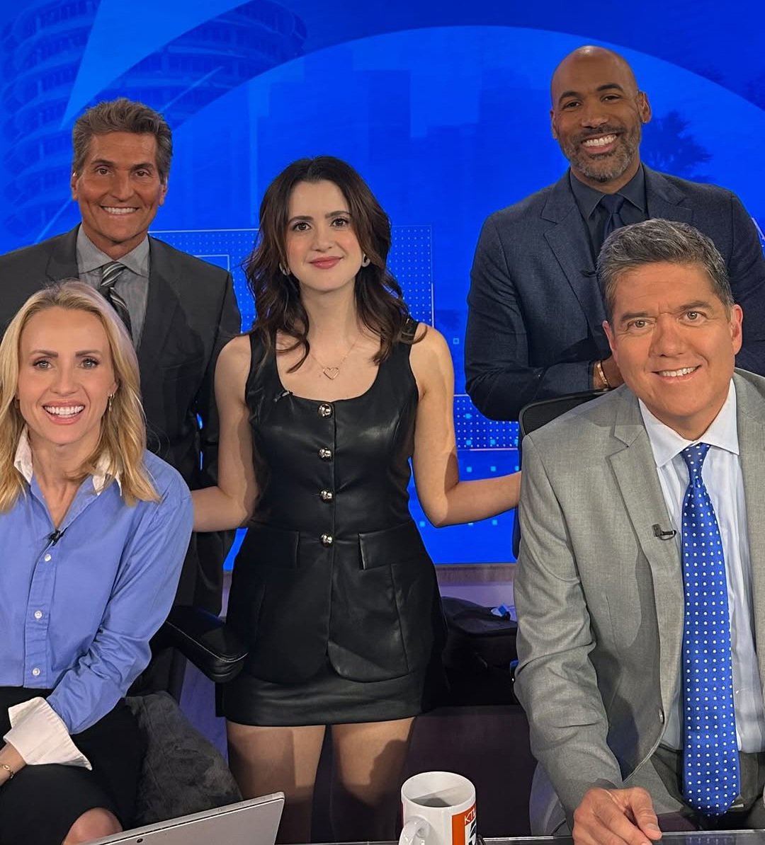 📸| Laura Marano this morning on KTLA.