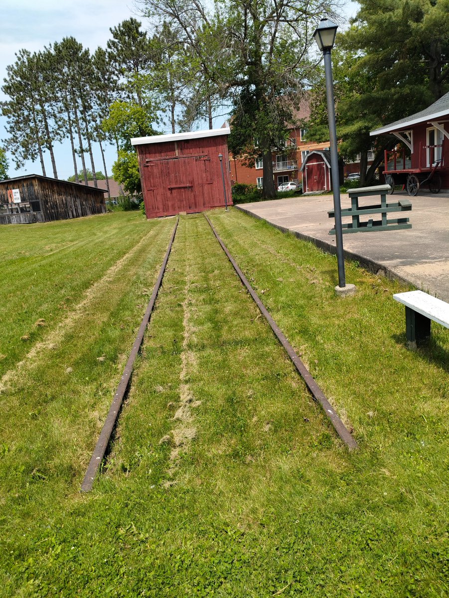 HamiltonJohnD's tweet image. #ShotOnOnePlus 1+ ❤️
#ShotOnSnapdragon 🥰

#Mindfulness 
powered by #Snapdragon  
🙏
#RepYourRed at the Upper Ottawa Valley Heritage Centre, Pembroke, Ontario, Canada