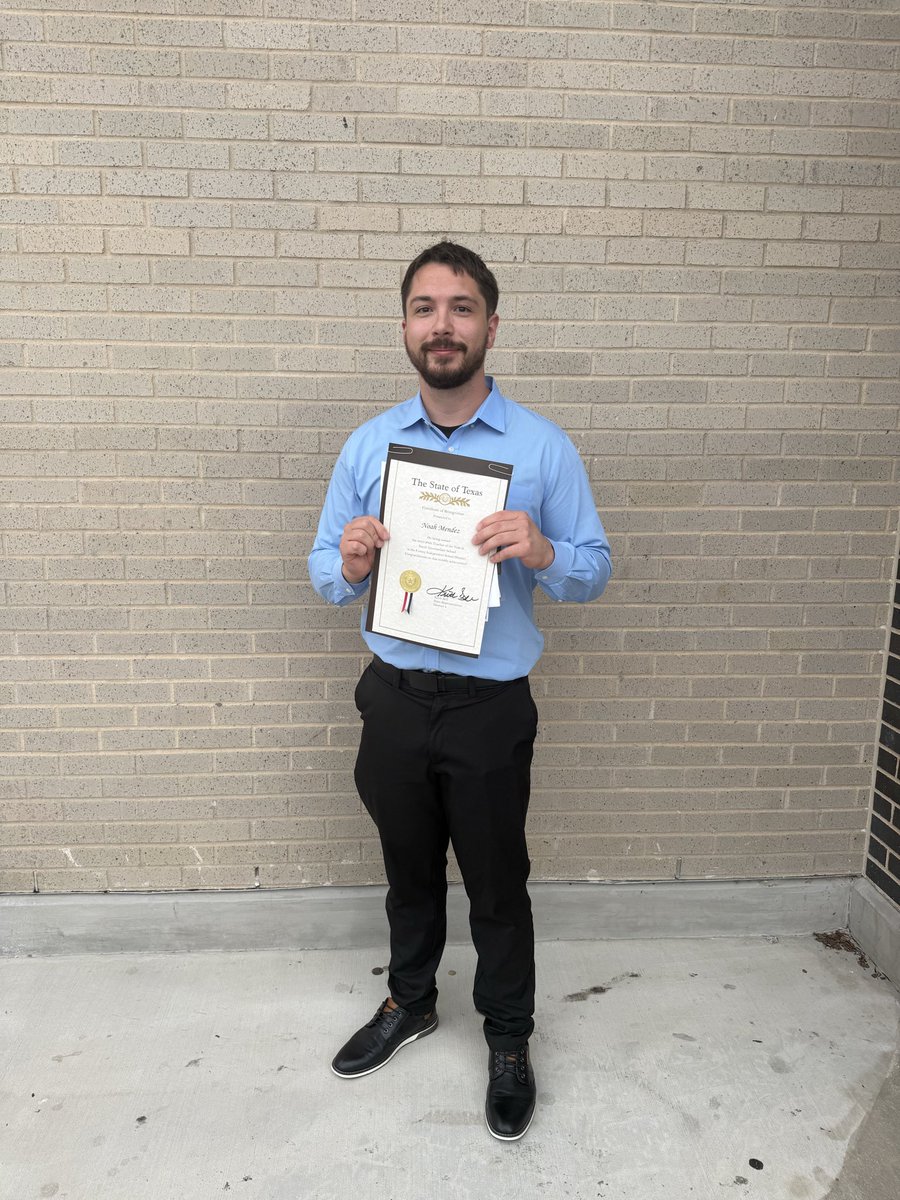 melissa_jharvey's tweet image. It’s a great night when your son is Teacher of the Year for his school! @forneyisd