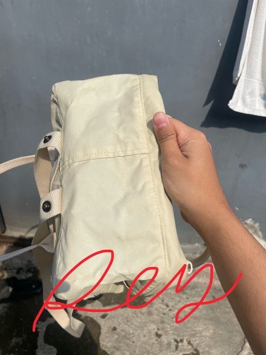 Unpadfess tweet media