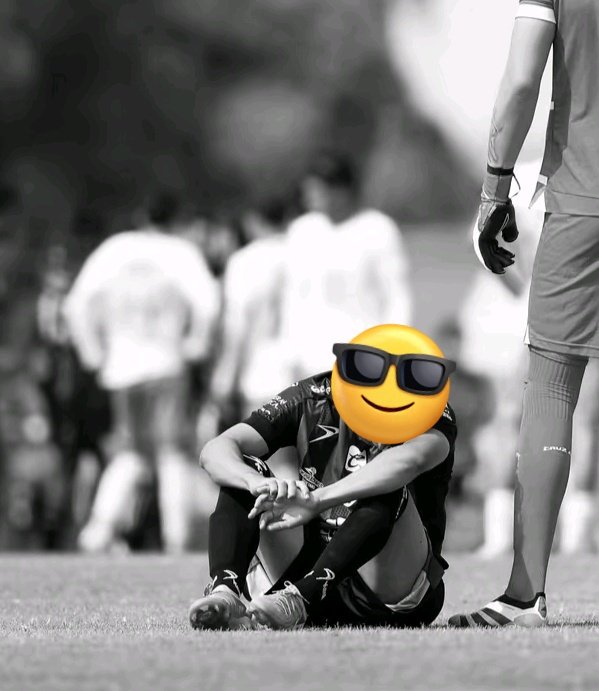 hoy nos sentimos perdidos en la cancha, sabemos que cada paso es parte de un camino más grande. Nos caemos, pero nos levantamos, porque la vida, en su ritmo, continúa. Tanto en lo personal, en el trabajo, en el amor, nunca debemos rendirnos, nunca debemos olvidar quiénes somos