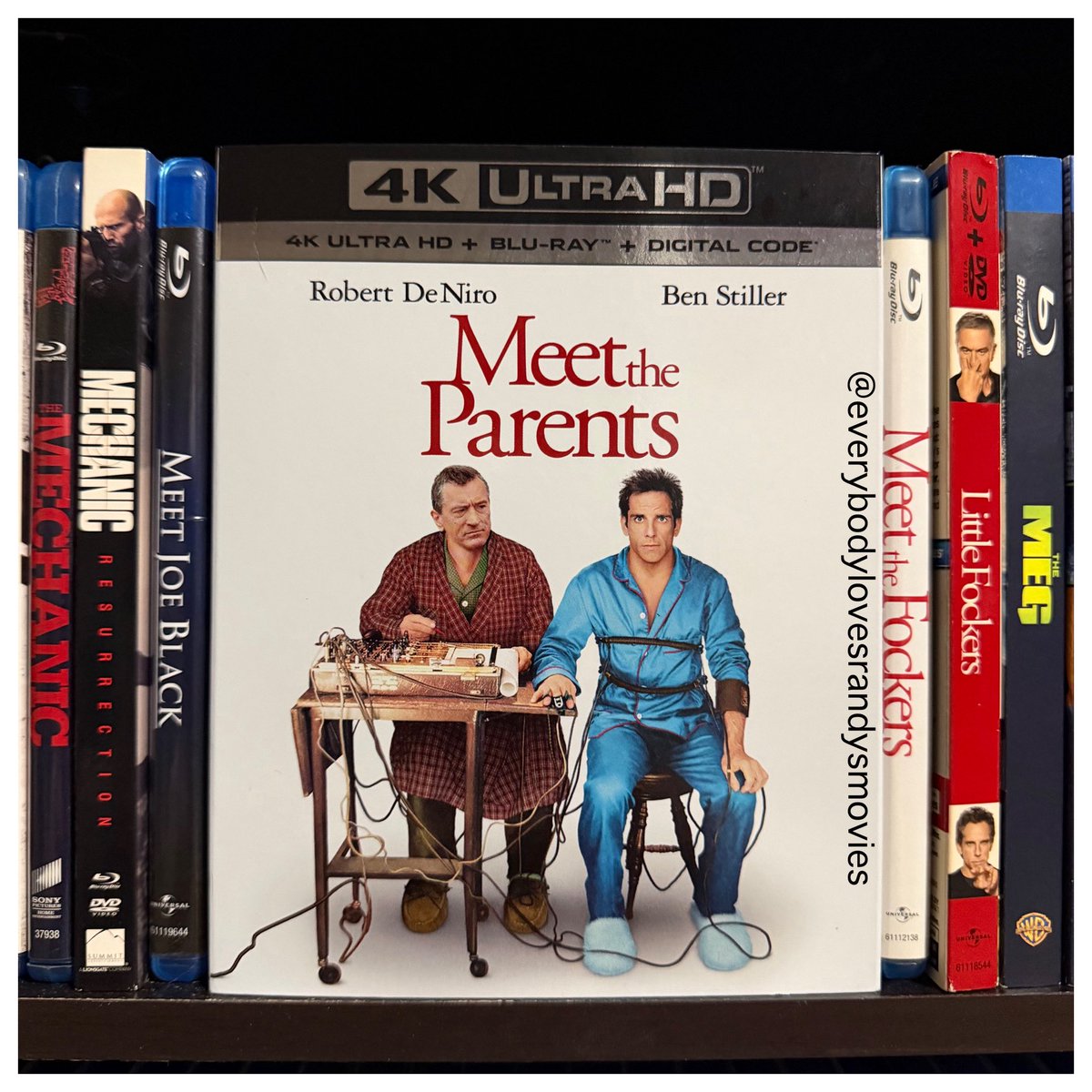 RandysMovies's tweet photo. Movie: #MeetTheParents (2000)
Starring: #RobertDeNiro #BenStiller #TeriPolo #BlytheDanner #NicoleDeHuff #JonAbrahams #OwenWilson #JamesRebhorn #ThomasMcCarthy #PhyllisGeorge
Directed By: #JayRoach
#FilmTwitter
#4kBluRay
#MovieNerd
#MovieCollector
#4kBluRayCollection
#MovieCollection
#MovieBuff
#Fockers
#PhysicalMedia