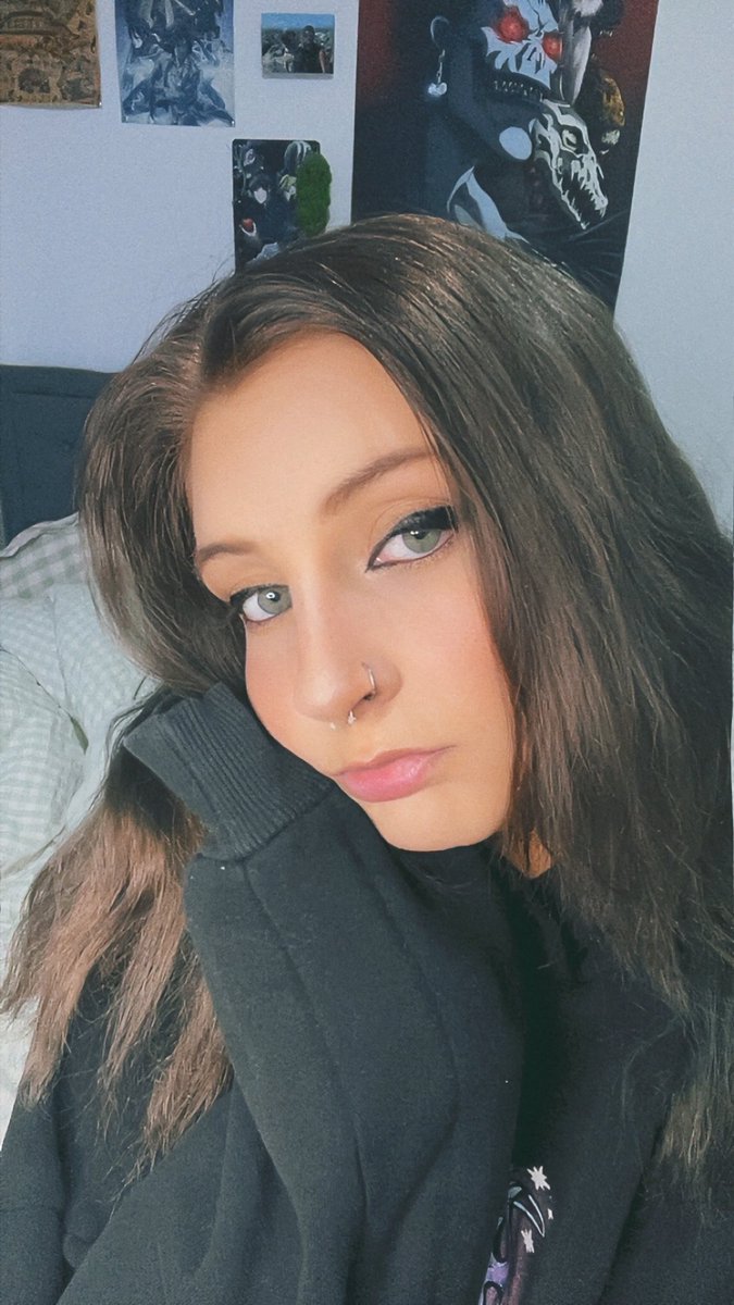 Jade tweet media