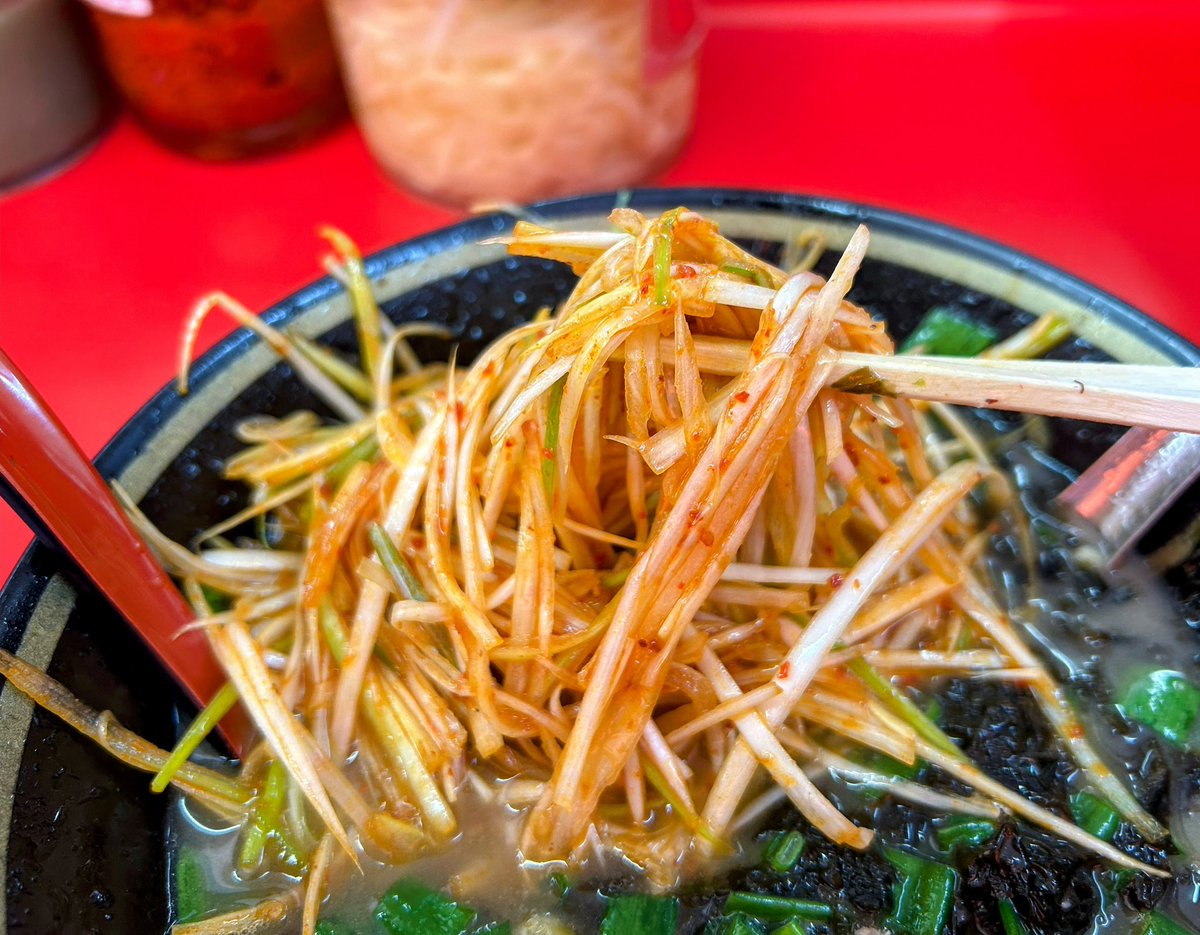 はしっこぐらし tweet media