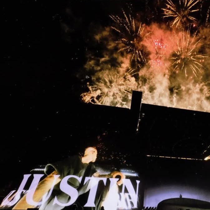 Bieber Novidade tweet media