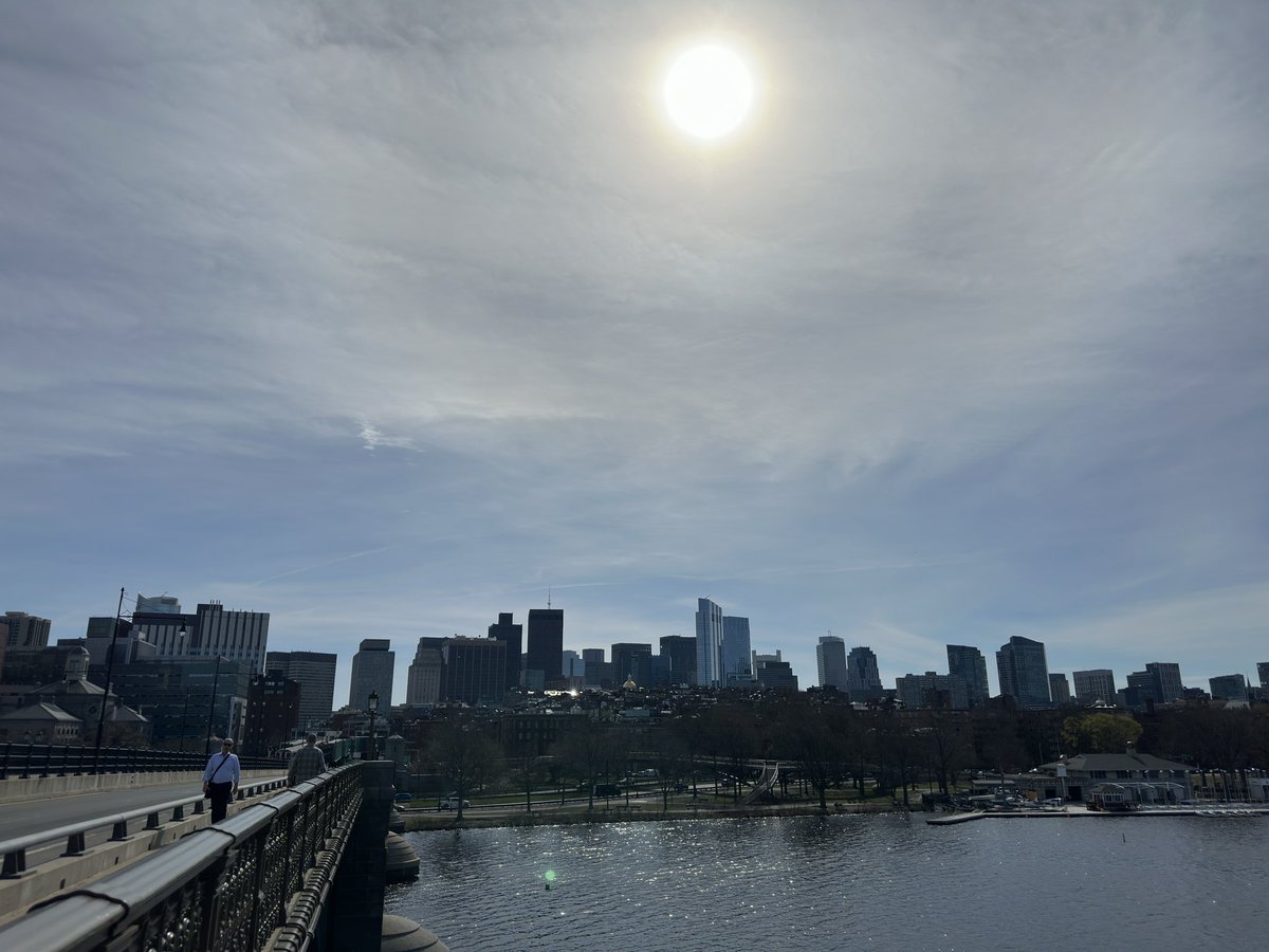 ThrisanuJohn's tweet image. On April 14, 2026, compliance class has a guest speaker who has been working privacy compliance for 20 years. Compliance is in healthcare, pharmaceutical, and financial industry. The weather is sunny and 26 Celsius. #boston