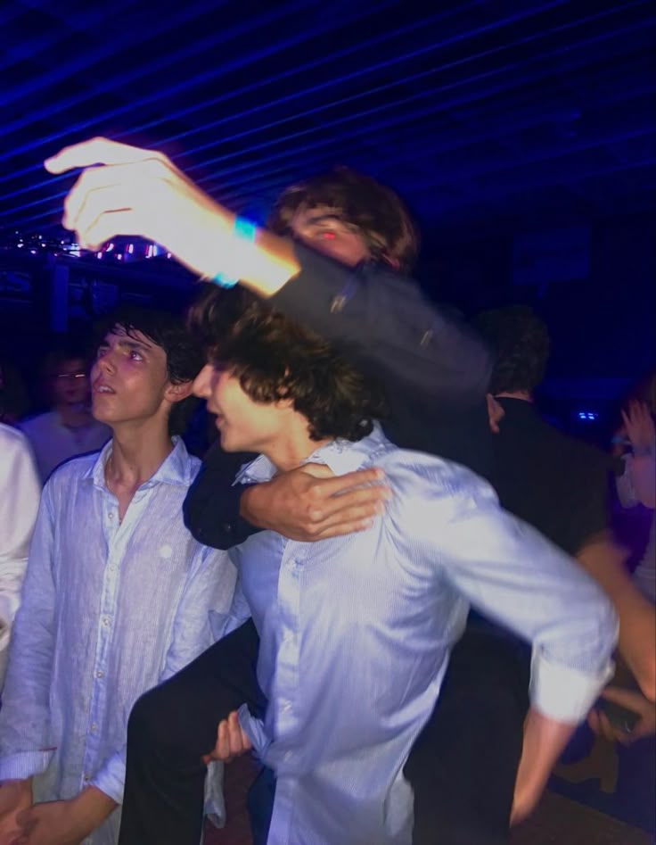 𝐋𝘶𝘬𝘦 ♡︎🍃 tweet media