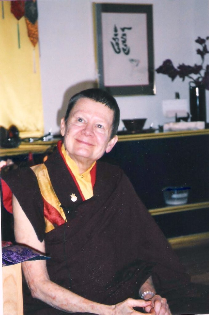 JDharmaQuotes's tweet image. The courage to look at ourselves honestly and gently ~ Pema Chödron
justdharma.org/the-courage-to…

#PemaChödron #courage #gentleness #harm