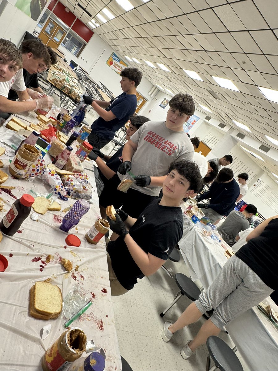 Manalapan Braves Football Fans tweet media