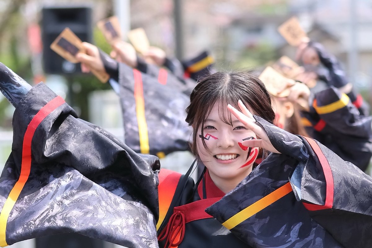 minato927148's tweet photo. よさこいご縁まつり2026.4.12
テームズ会場
北里三陸湧昇龍さん１

とても良い表情をされる演者さん👍
撮ってて楽しくなりますな☺️

#よさこいご縁まつり
#北里三陸湧昇龍　さん https://t.co/UCZHuRQpj5