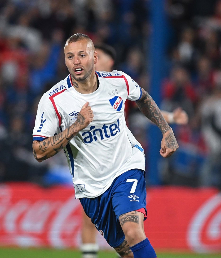 Sigan criticando a Nicolás Lopez… Nuestra figura, nuestro jugador franquicia.