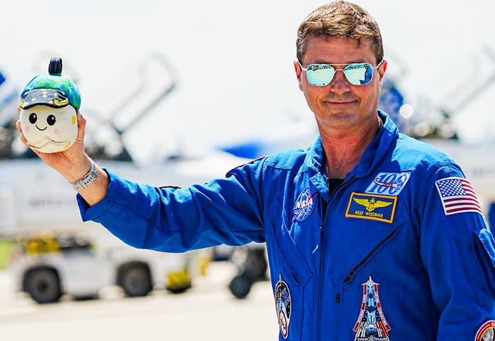 NASAWatch's tweet image. It would seem that @astro_reid merged two Tom Hanks movies and developed Wilson Separation Syndrome when it came to #Rise on #ArtemisII Just sayin’ ;-) #41space #spacesymposium