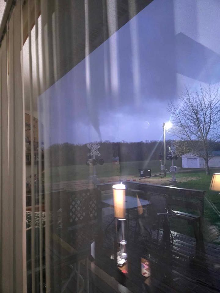 WIFR First Alert Weather tweet media