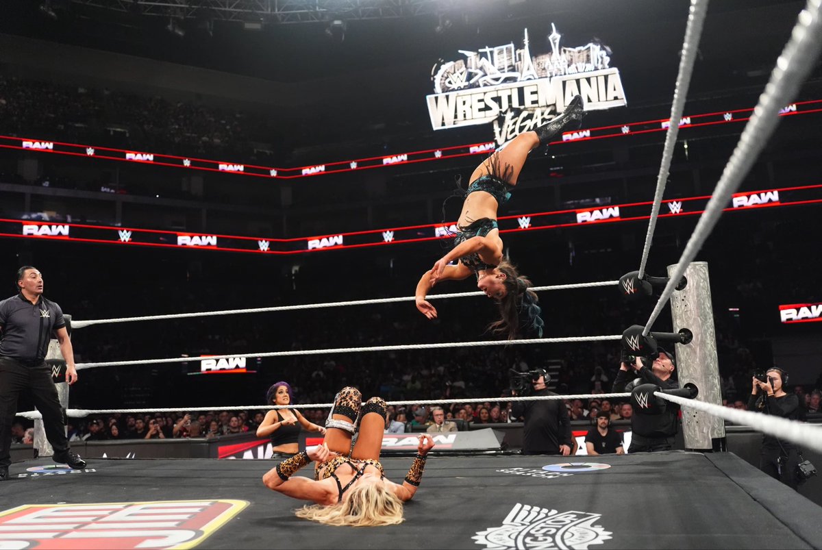 LYRA VALKYRIA tweet media