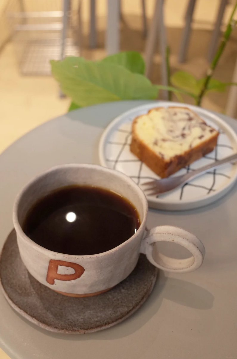 mothissel's tweet photo. たまたま通りかかったカフェに入って、一杯飲んできた☕️ https://t.co/HCmmEAFZiF