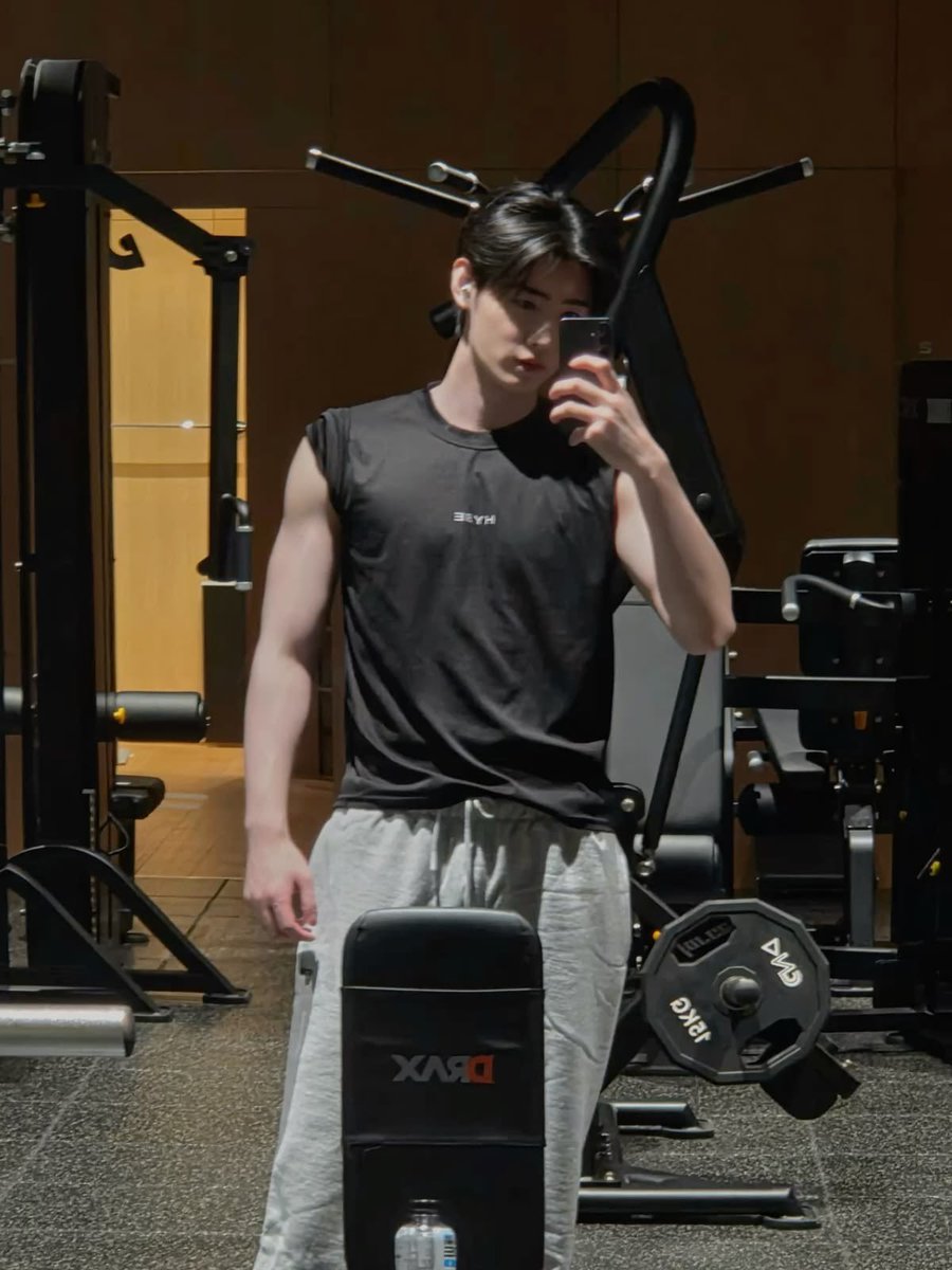 tofii | Enhypen is 7 tweet media