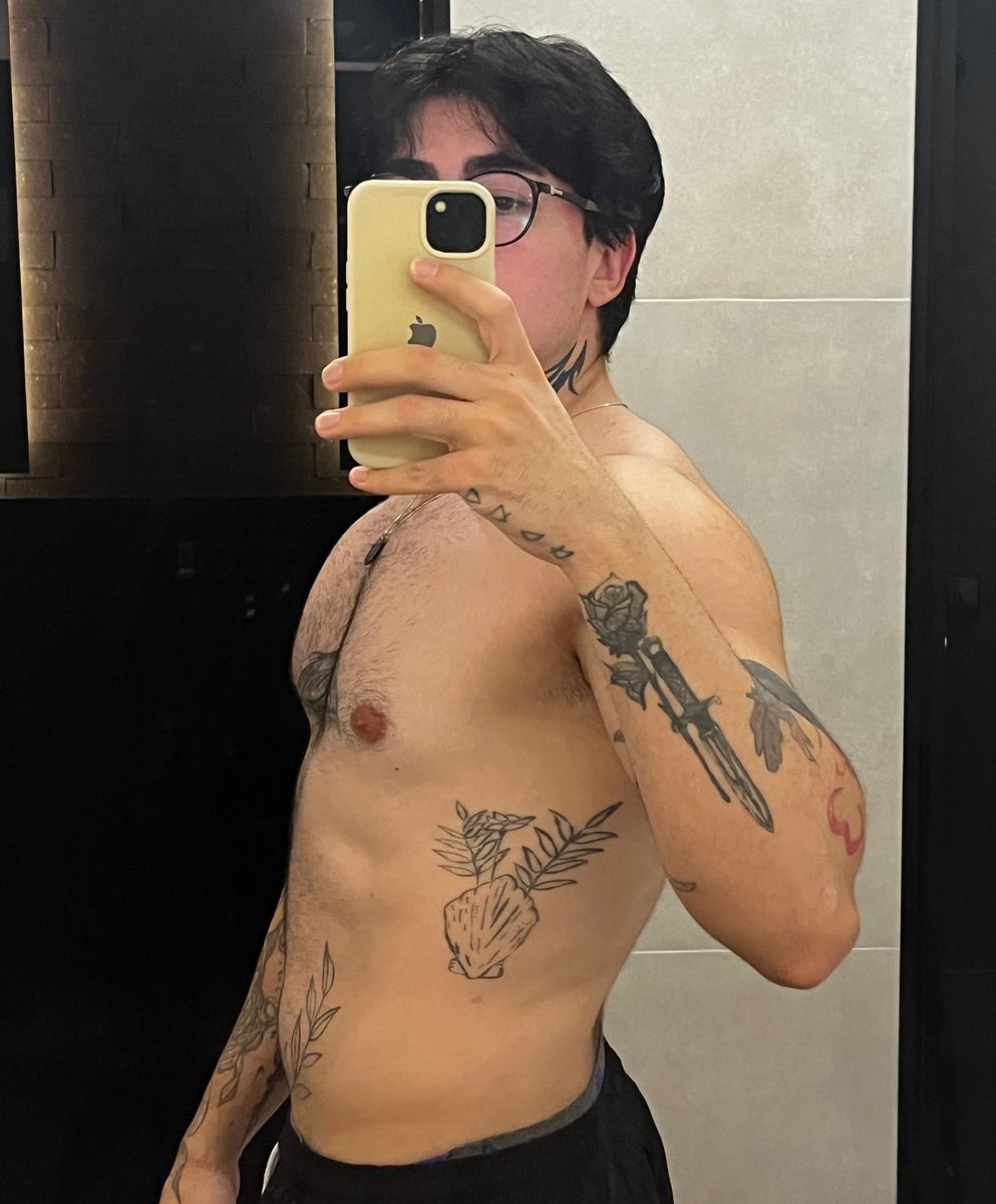 CHAOS ᱬ tweet media