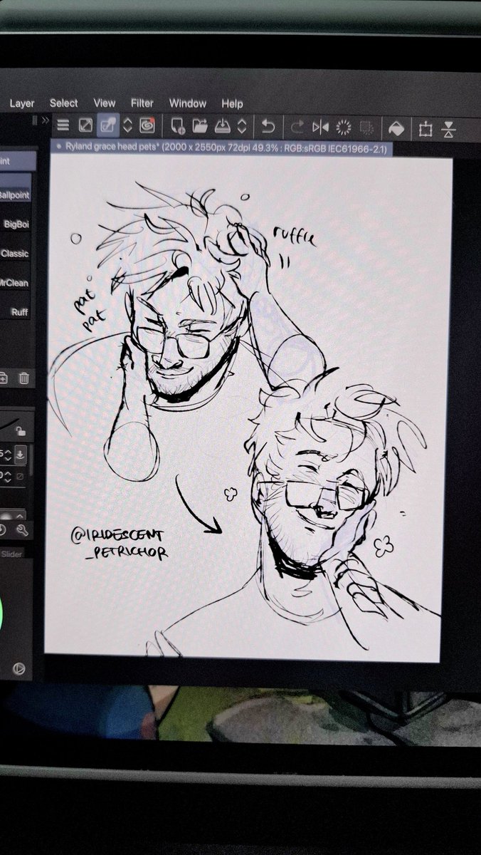 iridescentpetri's tweet photo. Grace head pat doodles in between commissions that I did last night https://t.co/6bkYIG4NY1