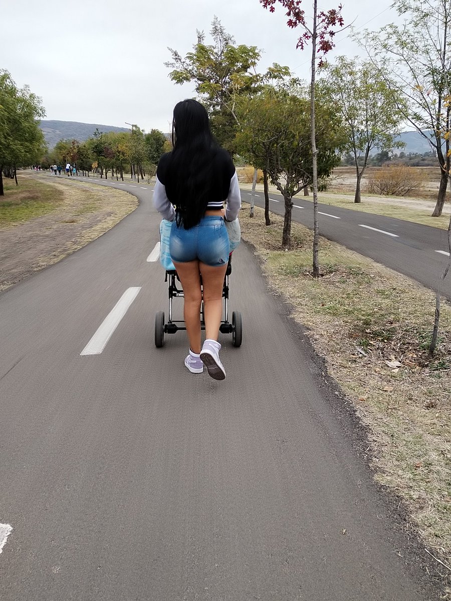 Vanessa León 💜PAREJA 👩🏻‍❤️‍👨🏻 tweet media