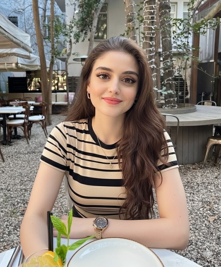 Elsa Noor tweet media