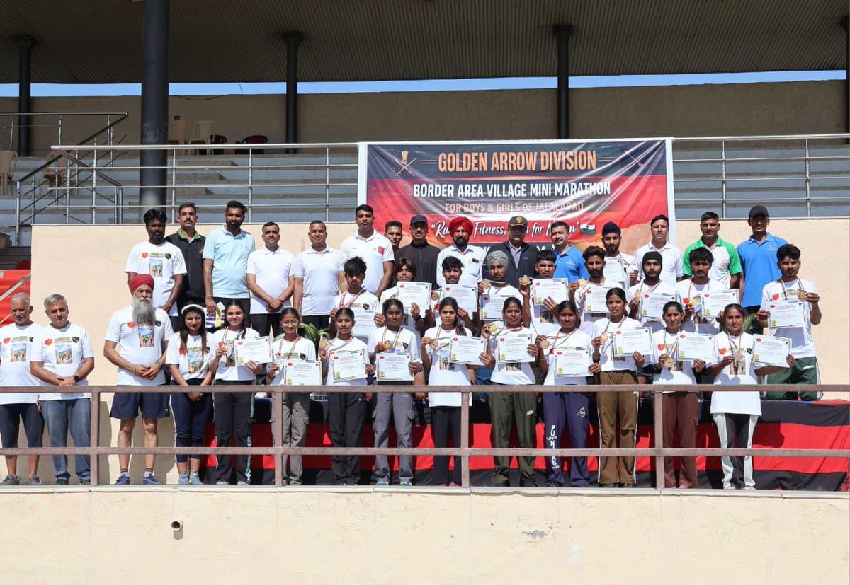 #ZindagiChunoNashaNahi 🇮🇳

#GoldenArrowDivision organised a ‘Border Area Mini Marathon’, with hundreds of students from border regions rallying for fitness, discipline and a drug-free India.
Running alongside the Defenders of Punjab, the youth echoed a powerful message of