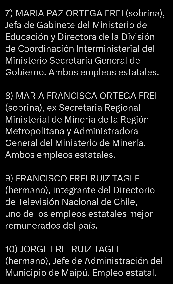 Juan Contreras #Bots por @jeannettejara tweet media