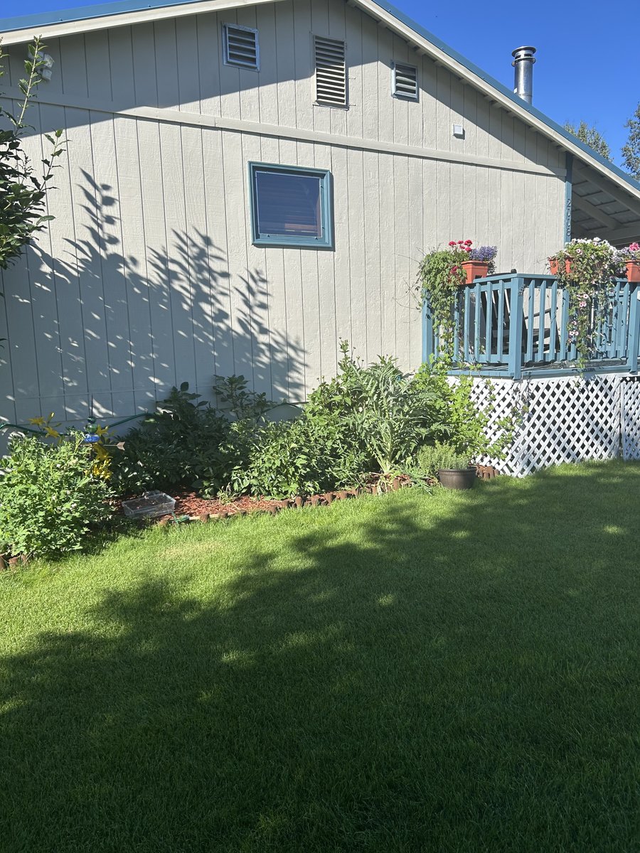 LisaDWilliamson's tweet image. EXCEPTIONALLY MAINTAINED HOME WITH UPGRADES-This beautifully maintained home offers a spacious open floor plan &amp;amp; a long list of thoughtful upgrades. $345,000. Call Dave Somers or Lisa Williamson at Somers Sothebys International Realty at 907-388-7653 or 907-388-3264. #HomeForSale