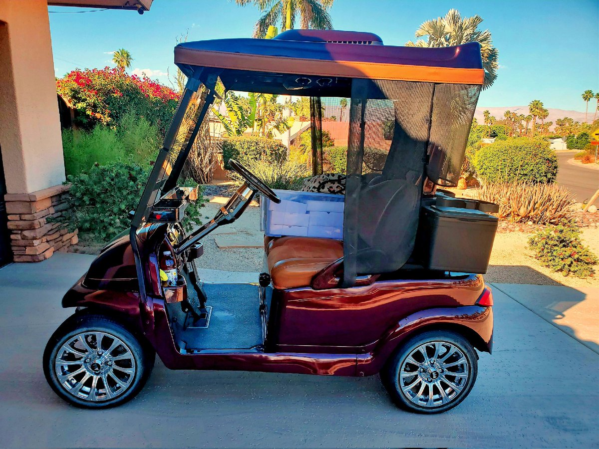 aunt_olga's tweet photo. My new toy 🤓⛳️🛺💨 https://t.co/tvHr1017M5