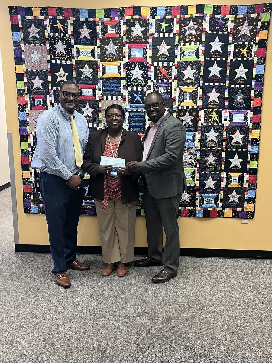 M6_12Collegiate's tweet photo. Grateful to Mr Moise, President of Vitec Consulting Group, Inc. for a $2,000 donation to MCA—supporting our Music Dept and school marquee. Thank you for investing in our students and community! 🎶📚
@DrFlem71 @BCPS_DeputySupt @BCPSNorthRegion @lorialhadeff @BCPSCentral @BcpsSto https://t.co/dUpUAHQnRT