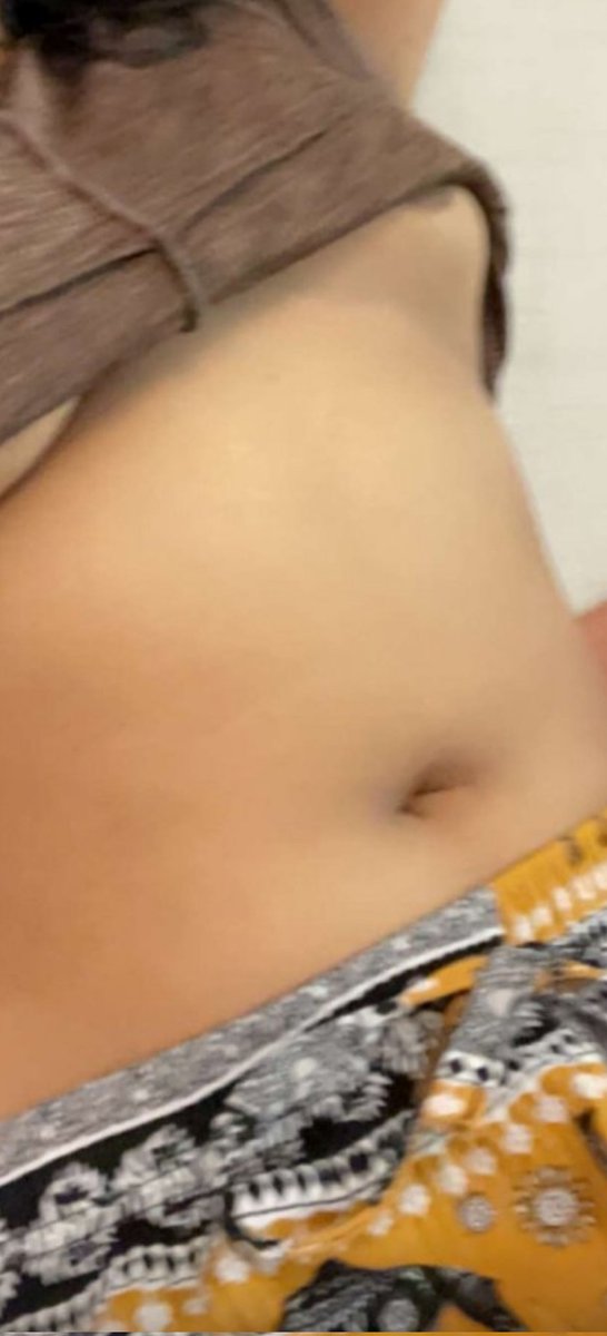 ஆடைகள் தோற்றே
போகின்றன எனது
அங்கம் மறைத்திடும்
உயர்ந்த பணியில்💓