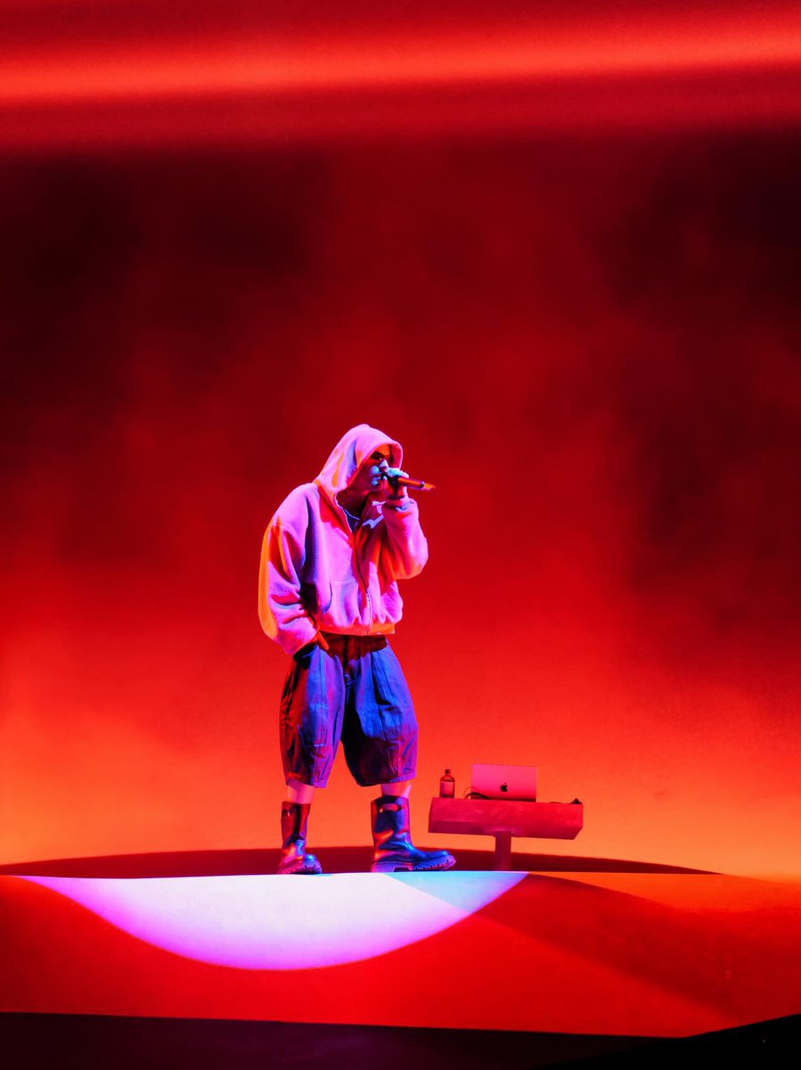 Justin Bieber tweet media