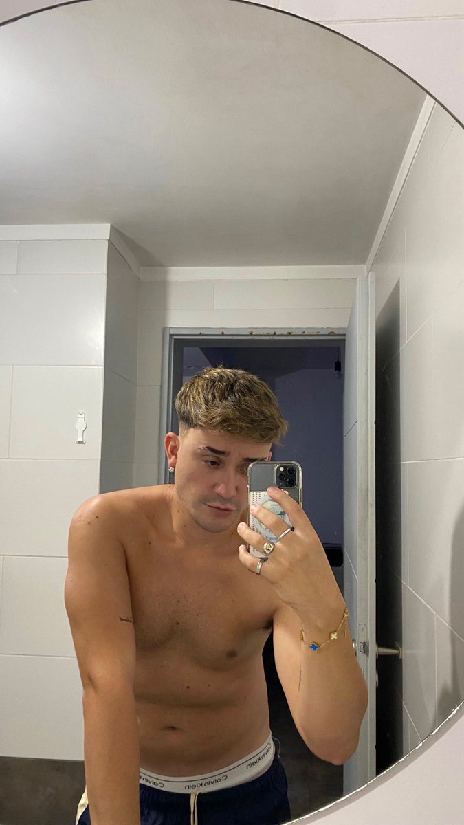 axelgonii's tweet photo. Con ganas de ponerme de novio https://t.co/Rf0yhNCFLD