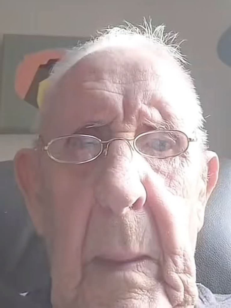 Sylvester tweet media