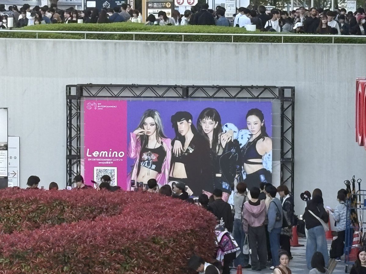 R3riderSR's tweet photo. そういえばライブ行ってきたよーって https://t.co/xPoul1tfJ6
