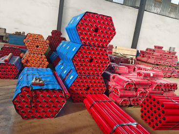 Tairui_'s tweet image. Color-coated conveyor rollers with anti-corrosion finish in bulk stock, perfect for diverse industrial conveying setups worldwide. 👉 bestconveying.cn #ConveyorRollers #ColorCoated #AntiCorrosion