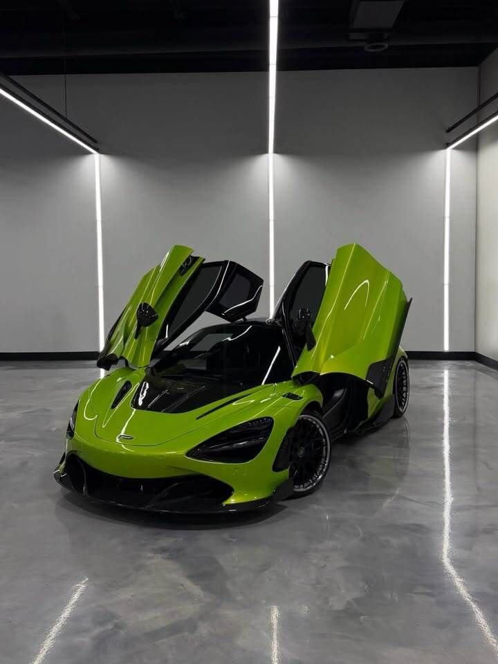 Auto_Porn's tweet photo. McLaren 🥶 https://t.co/8onFP8FgBd