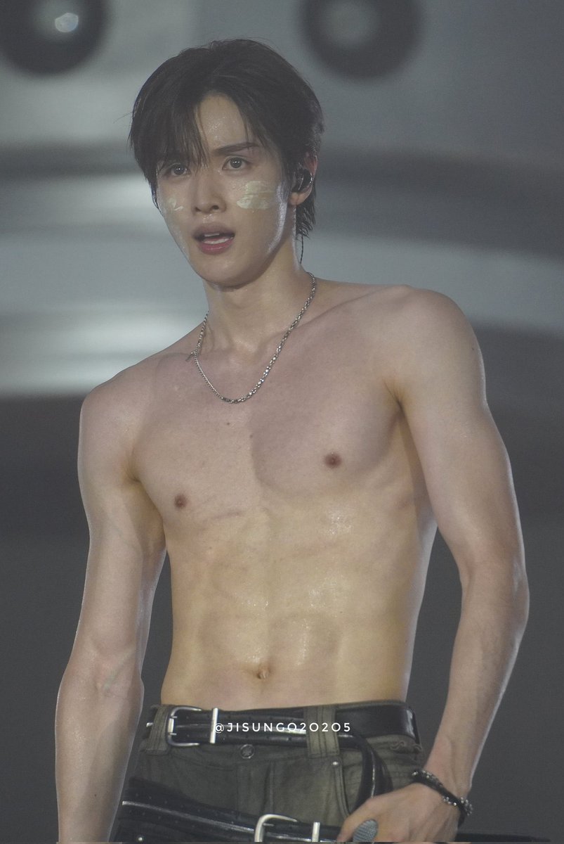<<<<낮에 이랬던 애가
                                                    밤에 이러고 나온 거>>>>
어이가없음