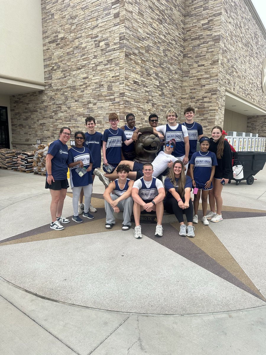 Hannah Sargent tweet media