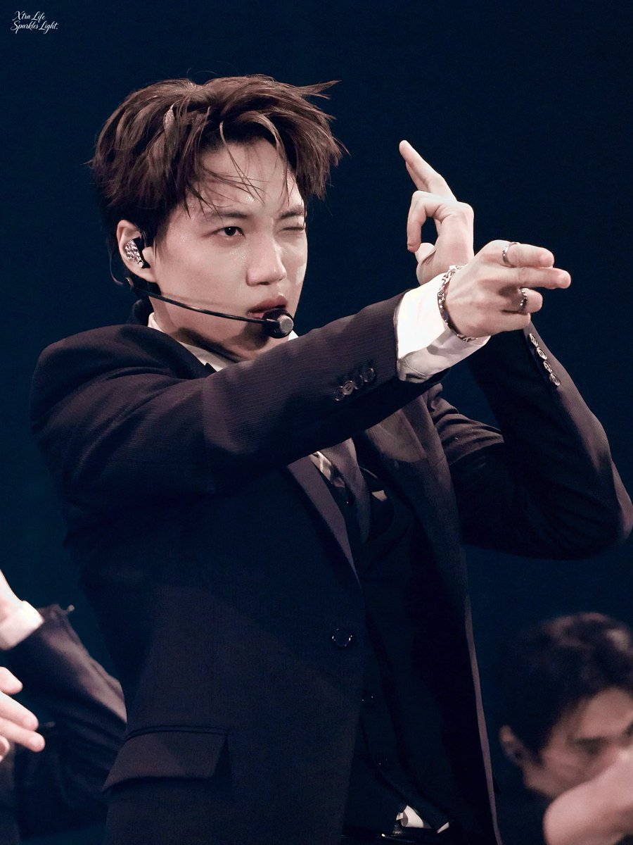 Xtra Life Sparkles Light tweet media